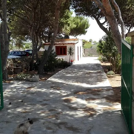 Casa Vacanze Lucia *